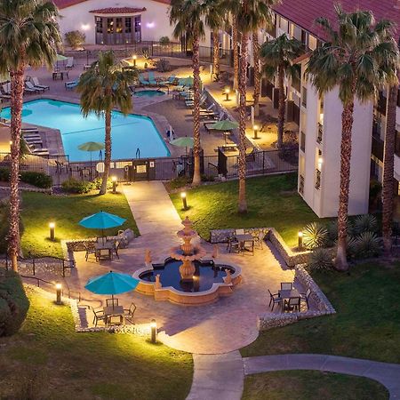 Embassy Suites By Hilton Palm Desert Exterior photo