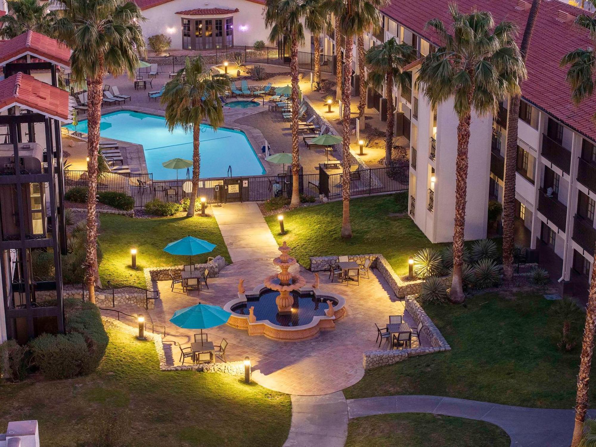 Embassy Suites By Hilton Palm Desert Exterior photo