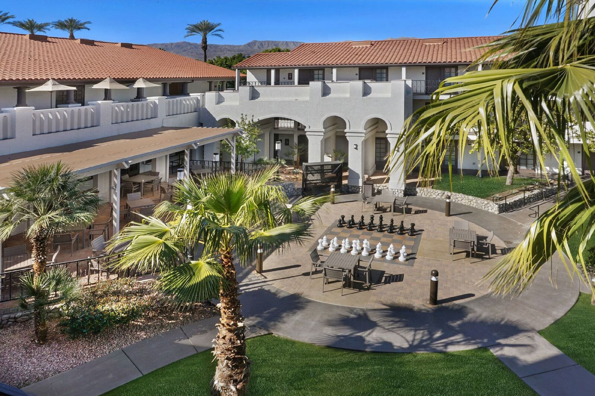 Embassy Suites By Hilton Palm Desert Exterior photo